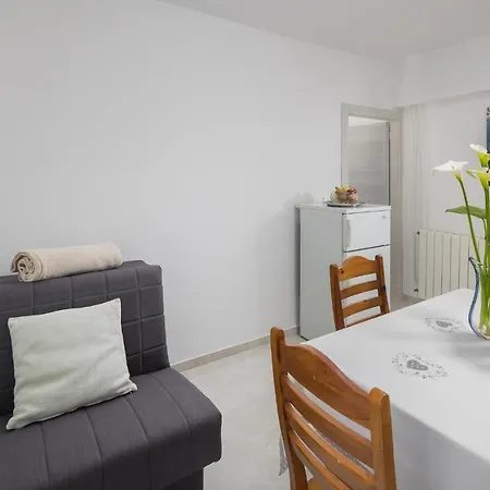 Apartment Kazalac Green Oasis Porec Esterno foto